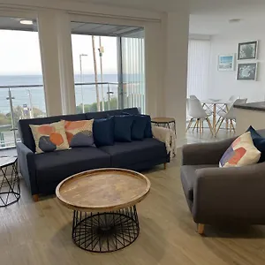  Apartment Seaview West Coast - Exceptional - 2 Bedrooms Sleeps 5 -stunning Sea Views - 500 Metres To
